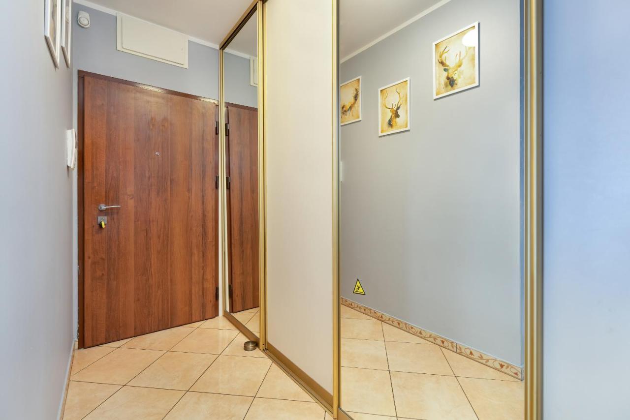 Comfortable Wojskowa Apartment By Noclegi Renters Poznan Exterior foto